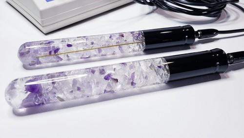 Quartz crystal - quartz,